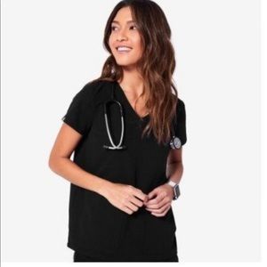 Black cusco oversized pocket scrub figs